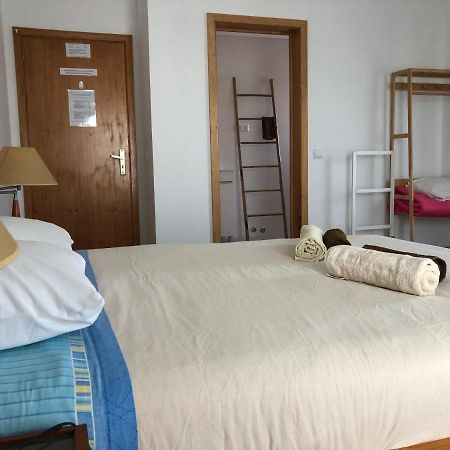 Azores Holidays House -B&B - Suites - Self Check-In Keyboard Понта Делгада Екстериор снимка