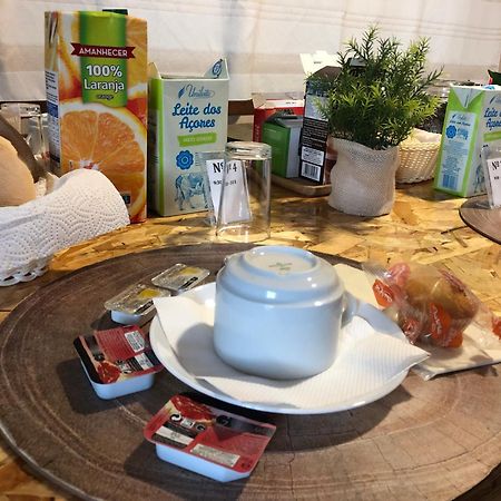Azores Holidays House -B&B - Suites - Self Check-In Keyboard Понта Делгада Екстериор снимка